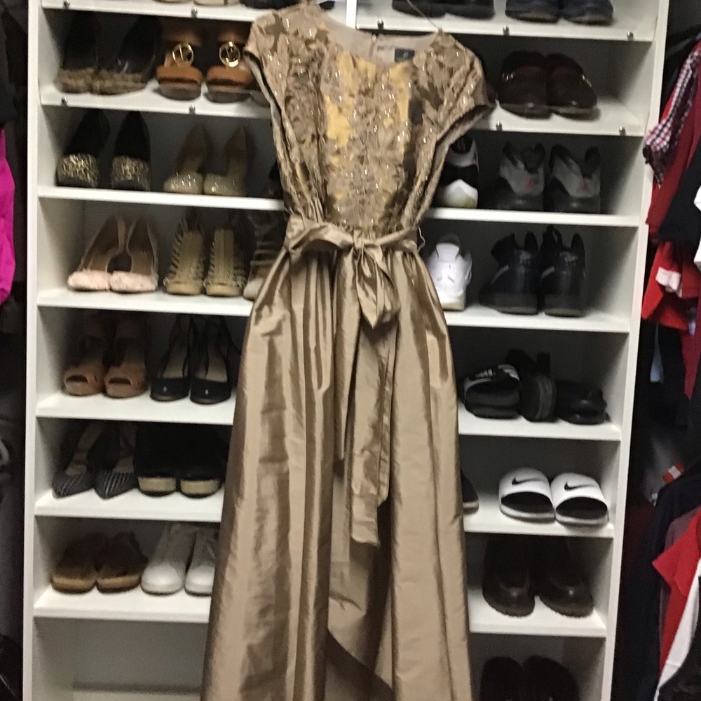 Holiday dress